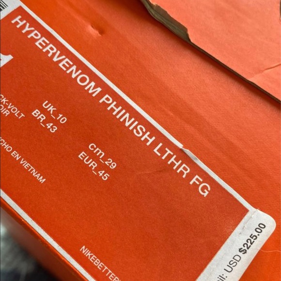 Nike Hypervenom Soccer Cleats - Picture 4 of 4